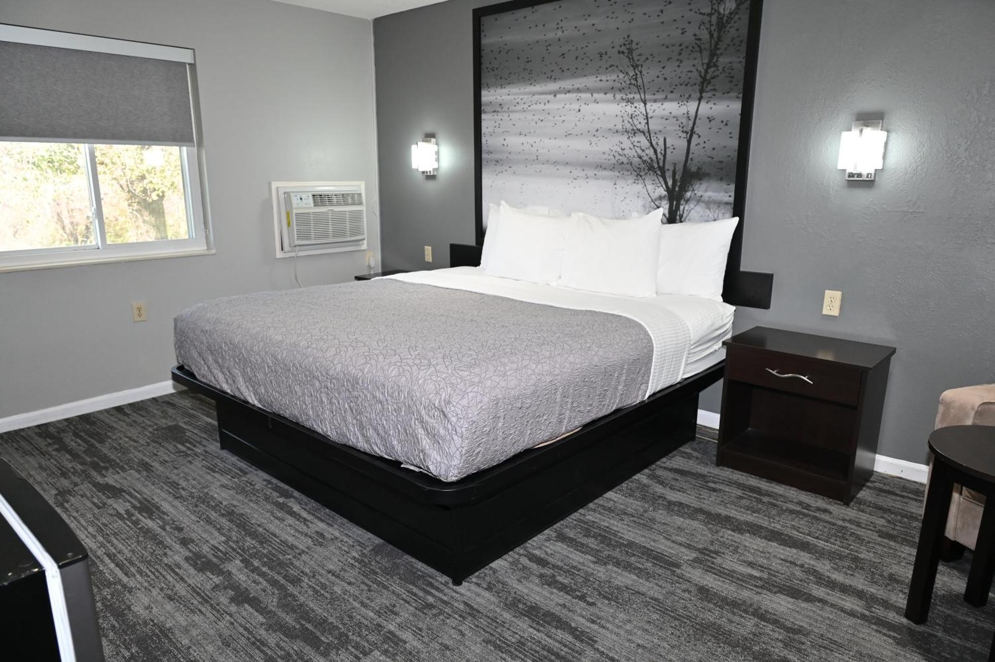Super 8 By Wyndham Higginsville Exteriér fotografie